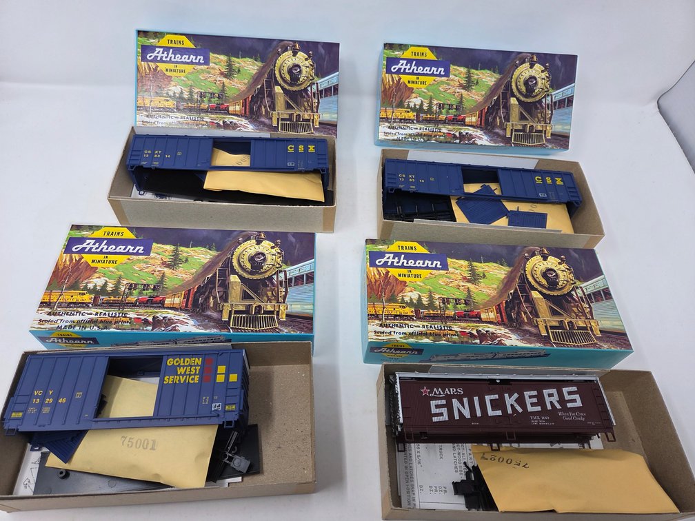 4 HO Scale Rolling Stock Model Kits