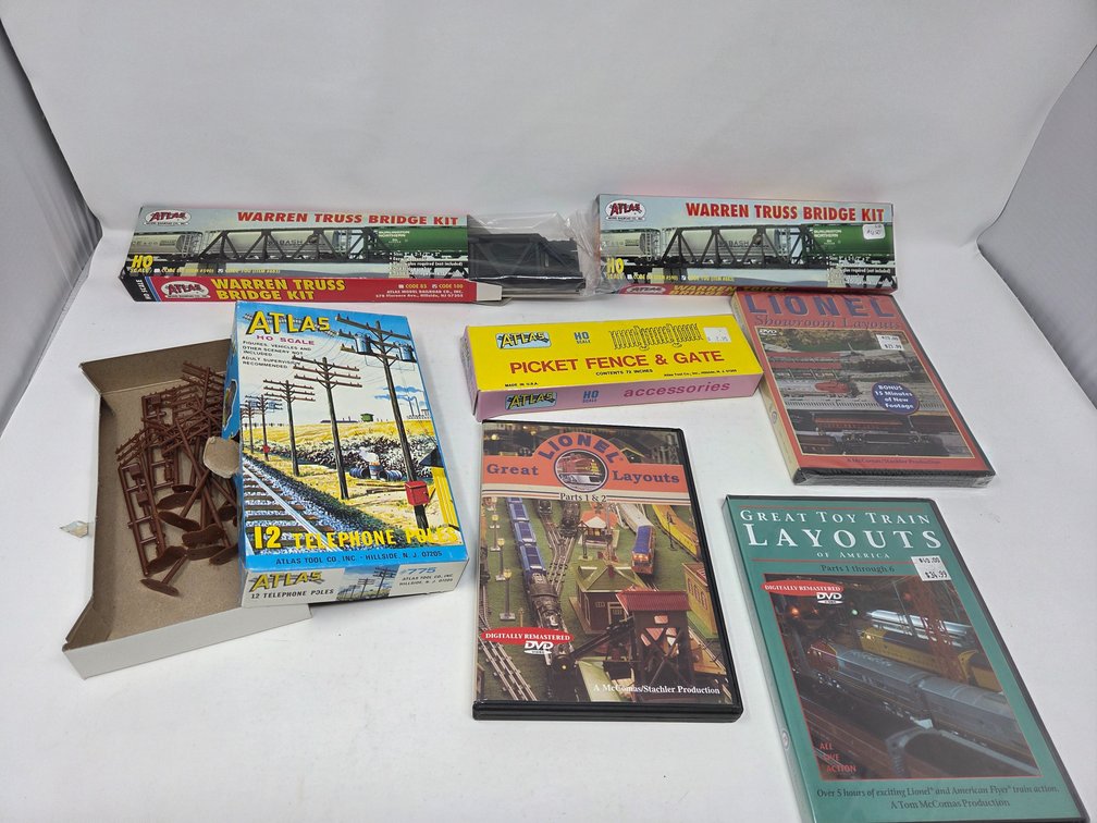 HO Scale Assortment of Model Bridge Kits - Telephone Poles - Train CDs
