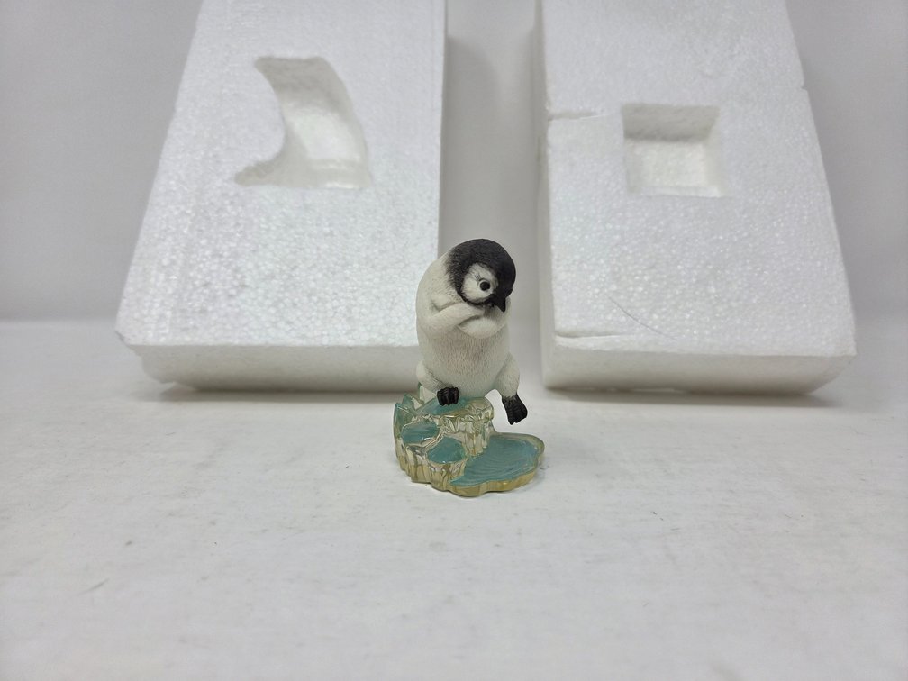 Hamilton Collection Chilly Penguin