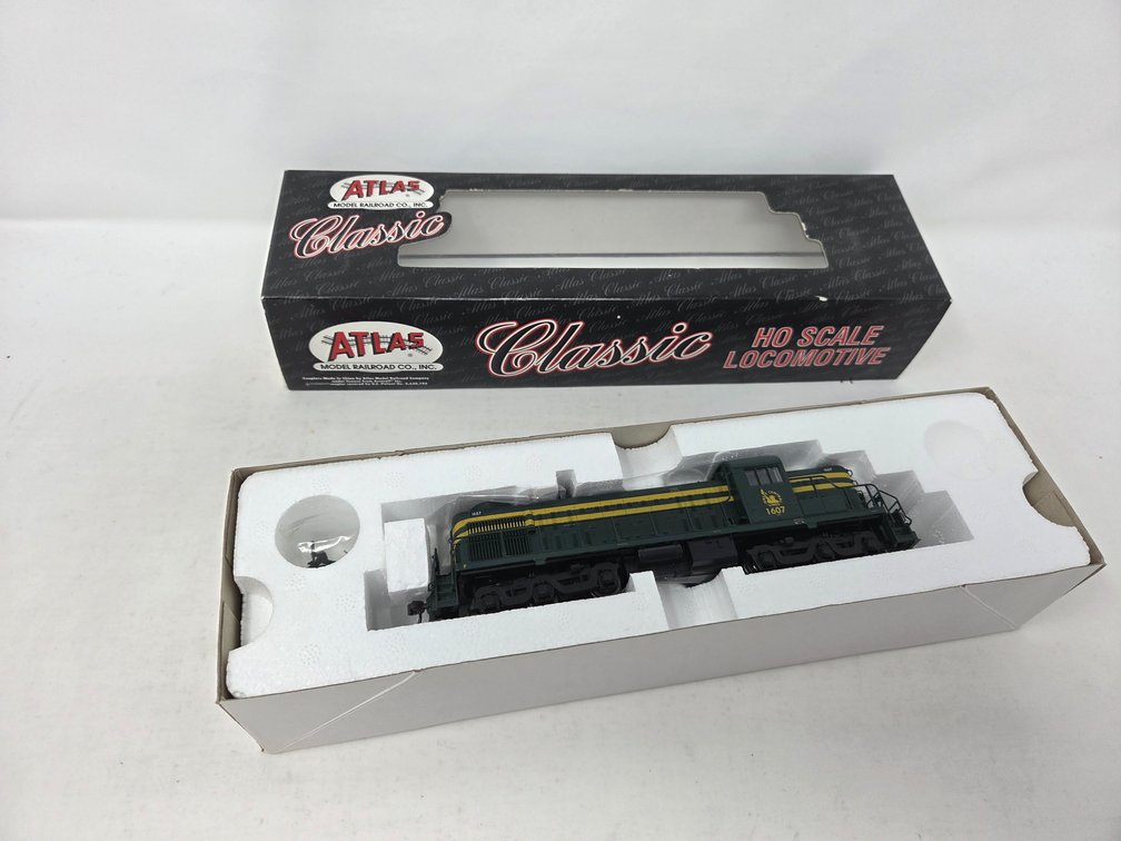 HO Scale Atlas Jersey Central #1607 Locomotive