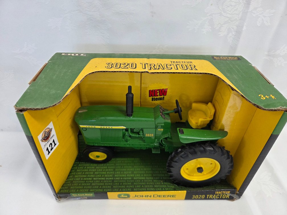 JD 3020 Tractor