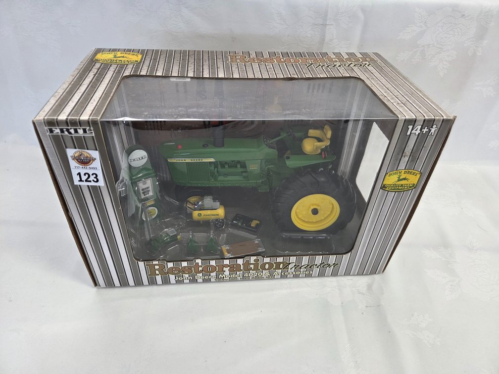 JD 4020 Restoration Tractor w/Accessories