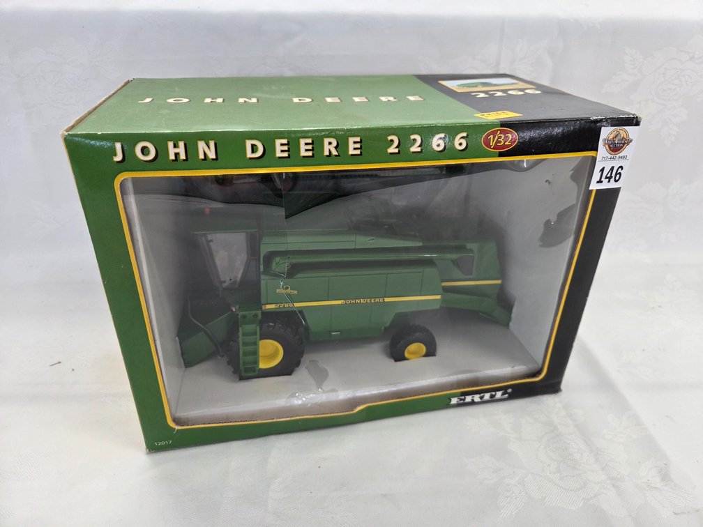 JD 2266 Combine