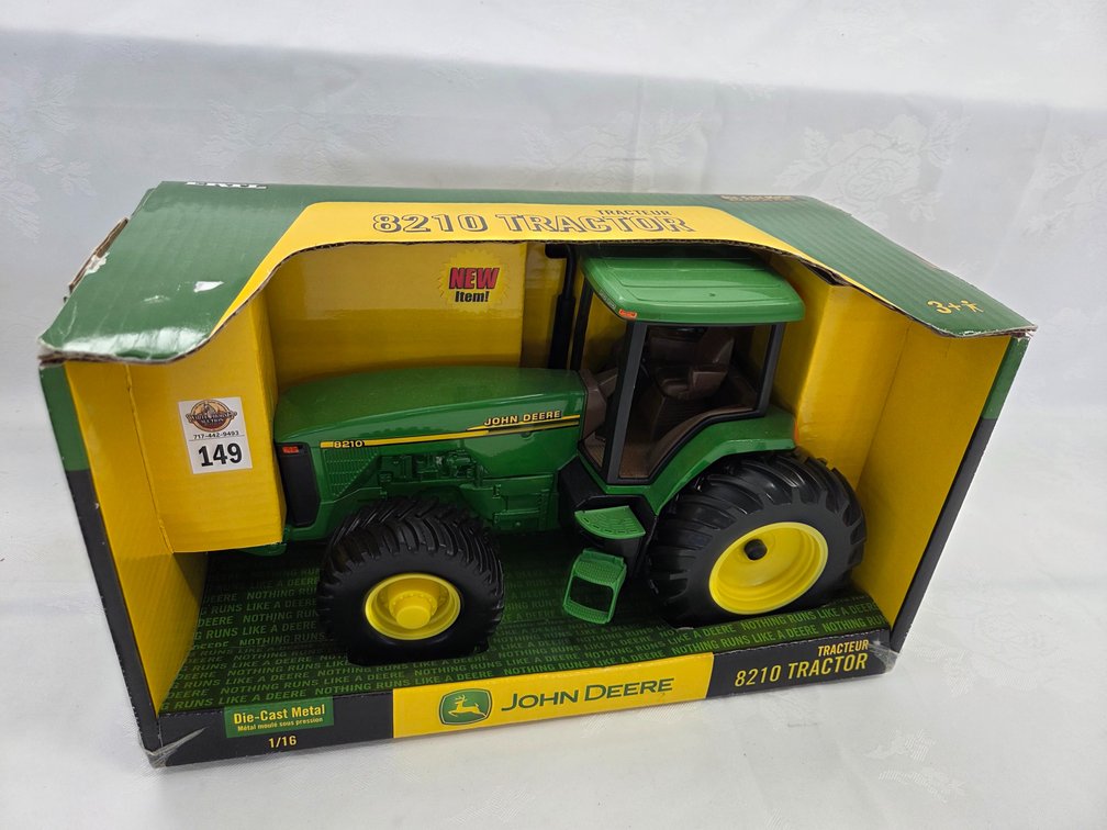 JD 8210 Tractor w/Cab