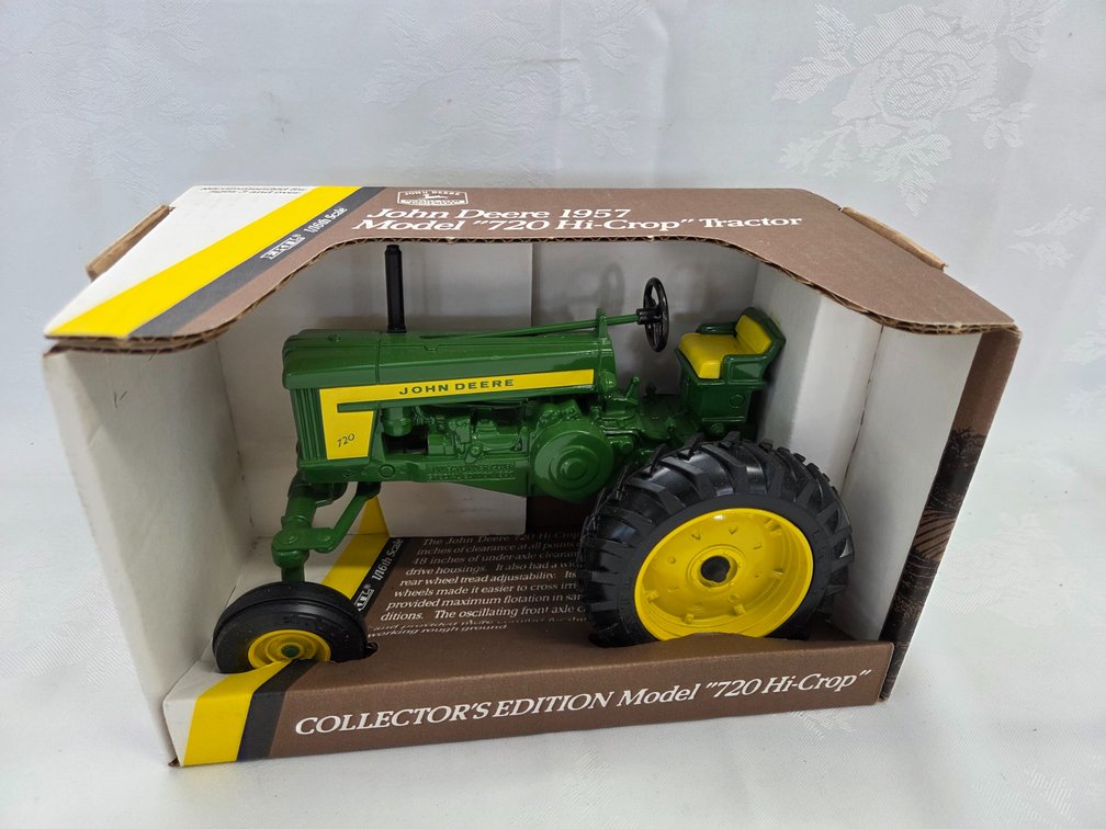 JD 720 Hi-Crop Tractor