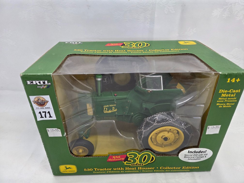 JD 530 Tractor w/Heat Houser 30 Series