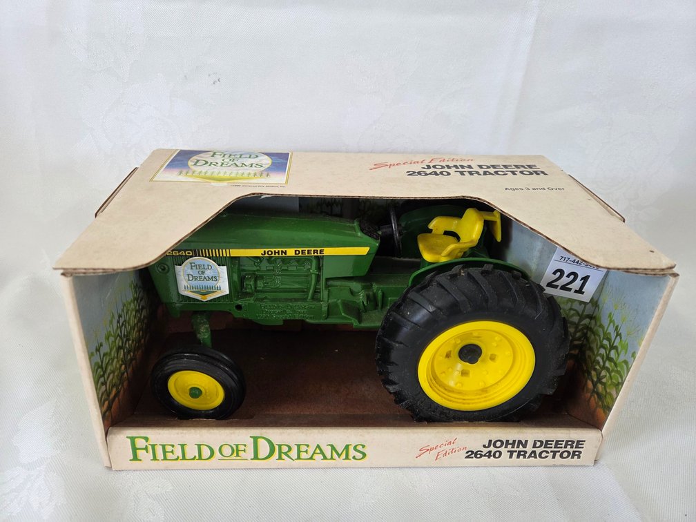 JD 2640 Field of Dreams Tractor
