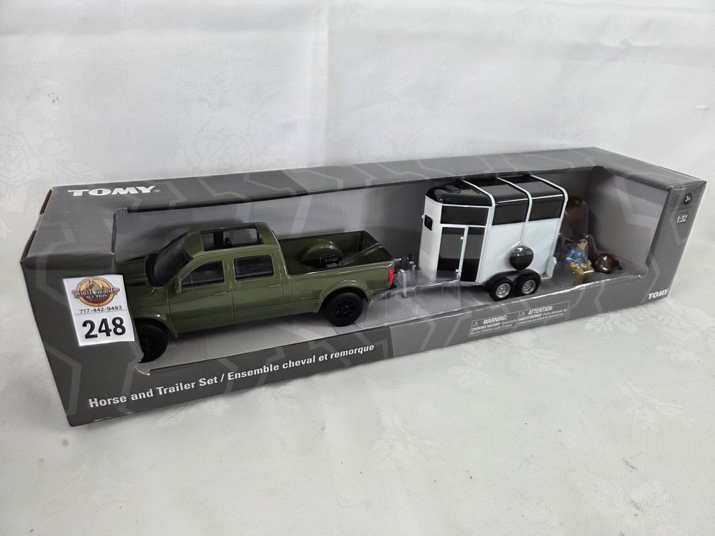 Horse and Trailer Set