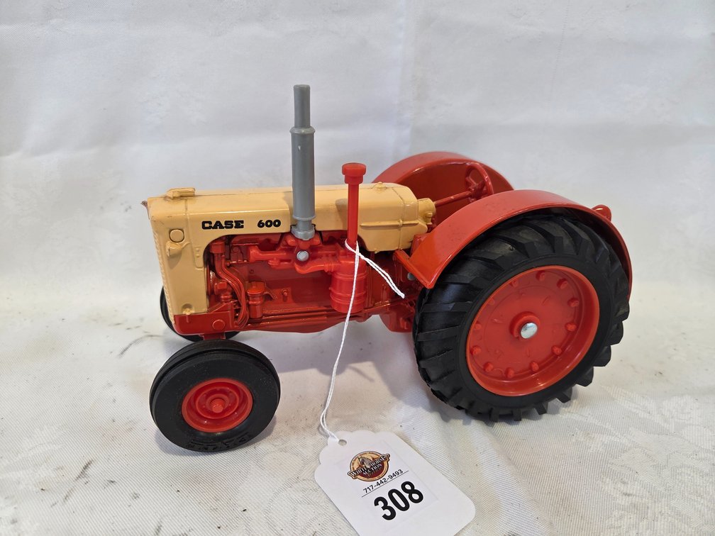Case 600 Tractor