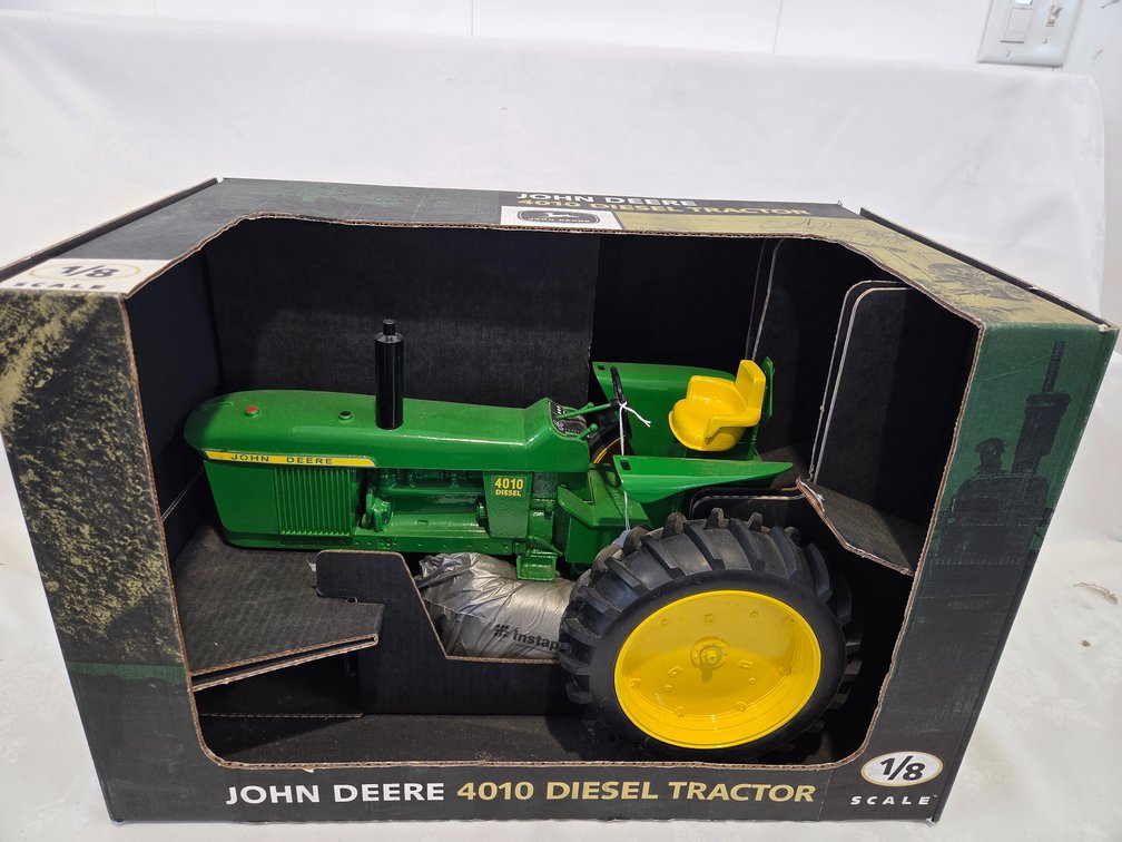 JD 4010 Diesel Tractor 1/8 scale