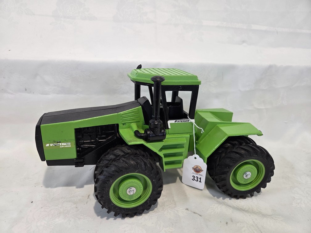 Steiger Panther CP-1400 4-Wheel Drive Tractor