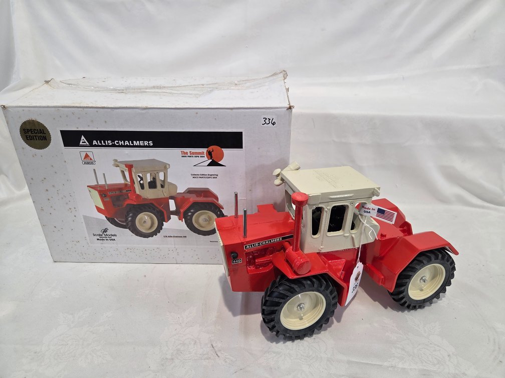 Allis Chalmers 440 Tractor Parts Expo 2004