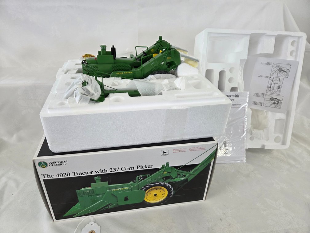 JD 4020 Tractor w/237 Picker, #14 Precision