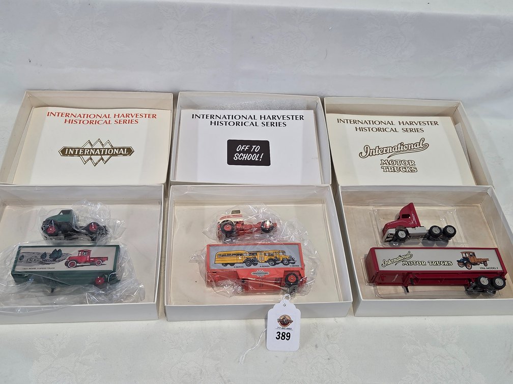 3-Winross Trucks, International Harvester Historical Series