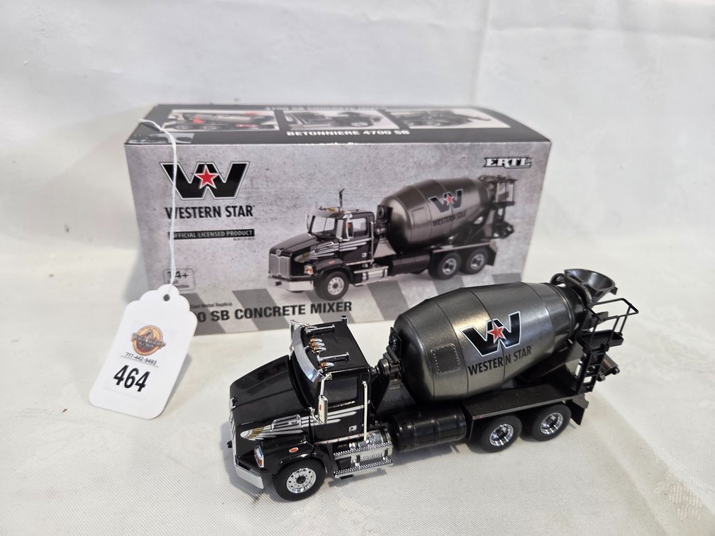 Ertl Western Star 4700 SB Concrete Mixer Prestige