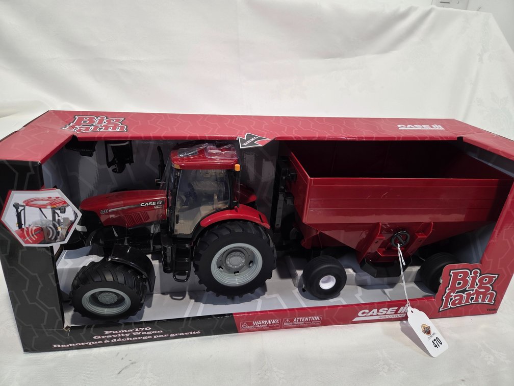 Case Puma Big Farm 170 Tractor w/Gravity Wagon