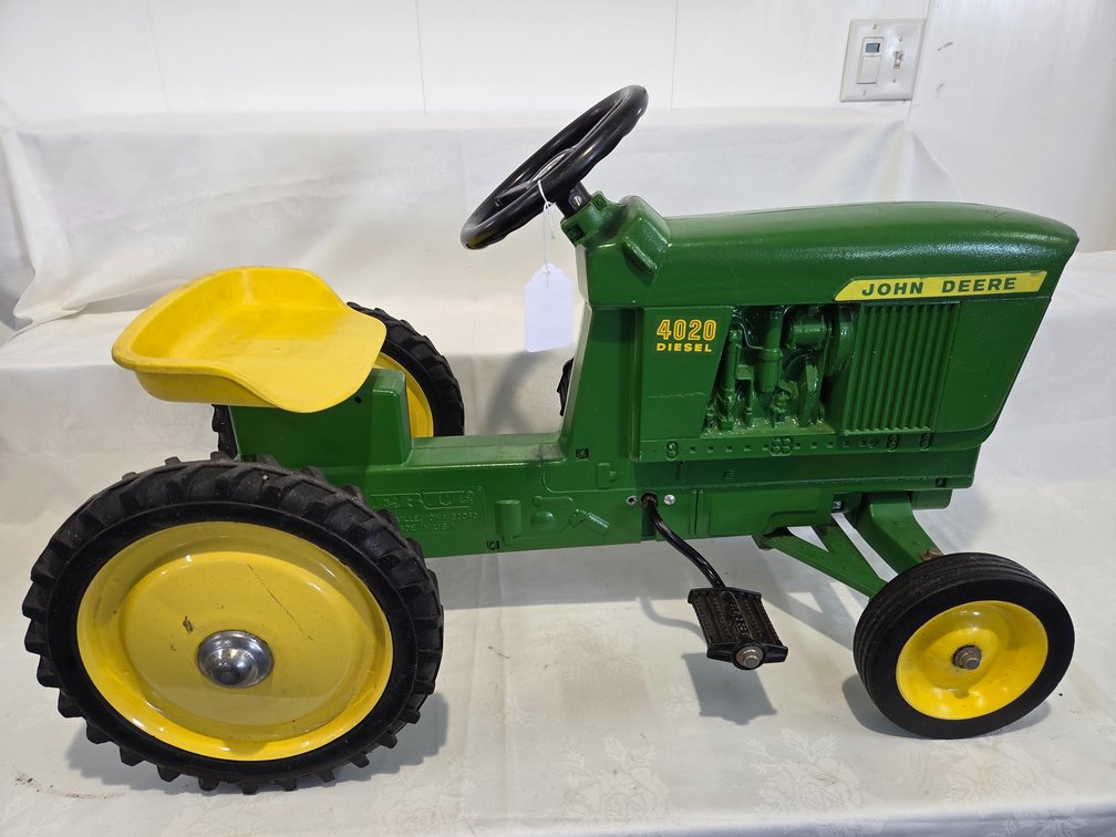 JD 4020 Diesel Pedal Tractor