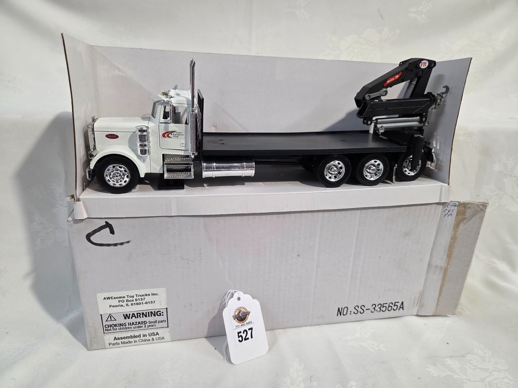 Peterbilt Crane Truck