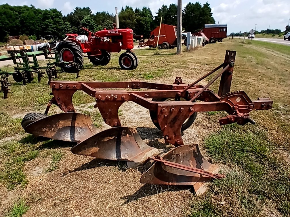 3 Point 3 Bottom Plow