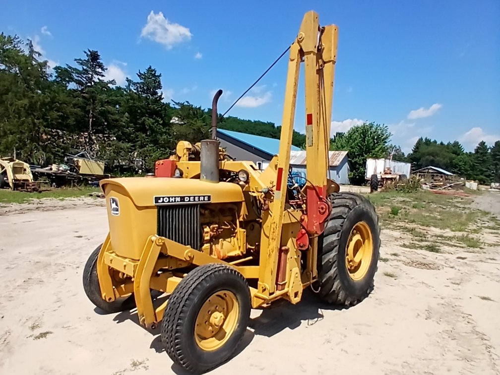 John Deere 301A with Boom *Runs & Drives*
