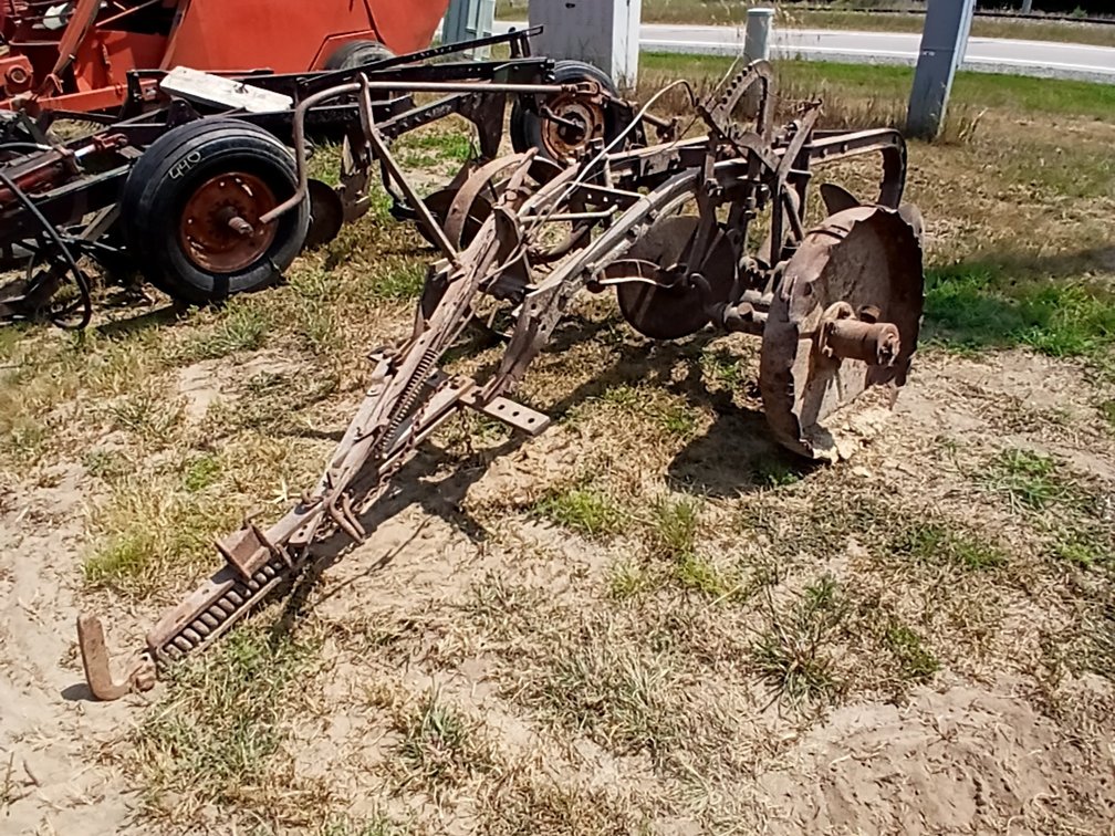 John Deere 584 Steel Wheel 2 Bottom Plow