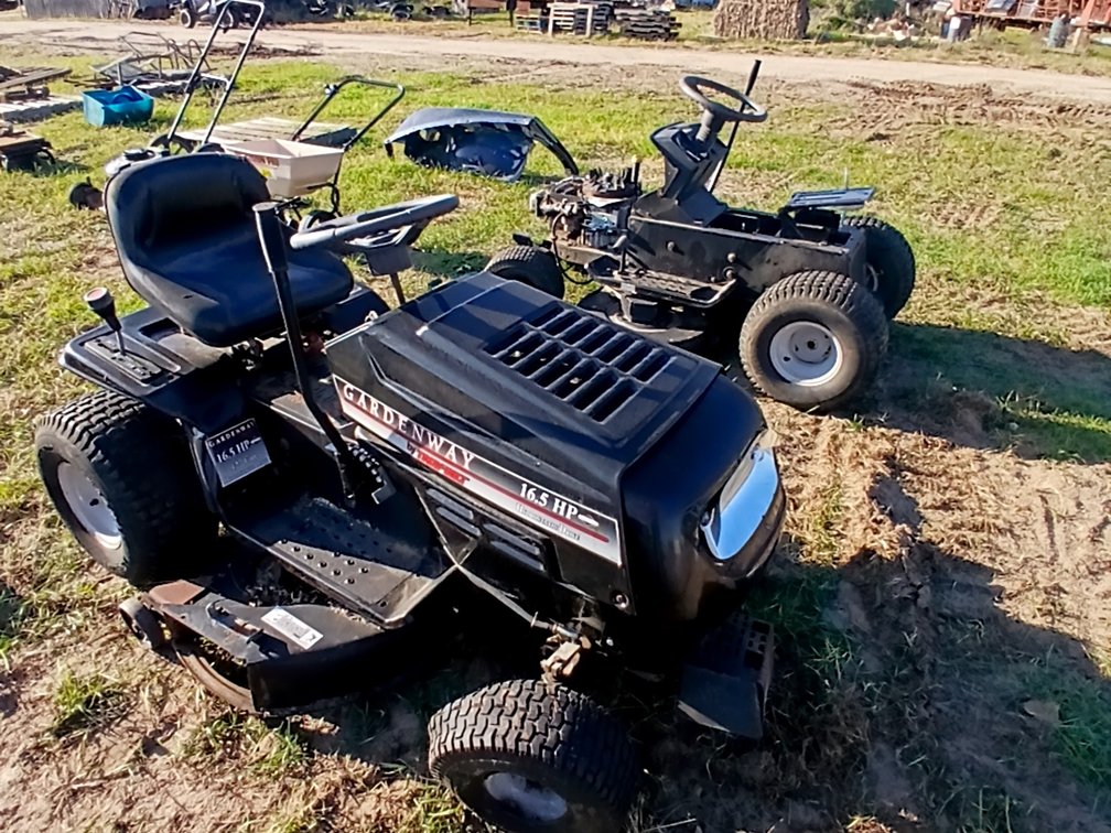 Troy-Bilt Gardenway Riding Mower & Parts Mower