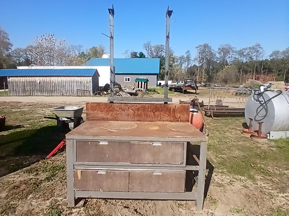Metal Desk/Welding Table 60" x 32" x 96"