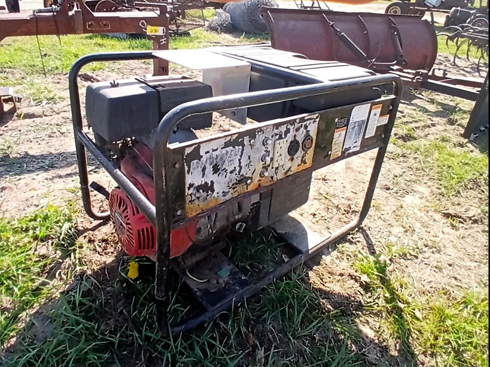 4800 Watt Generator with Honda GX 340 Gas Engine