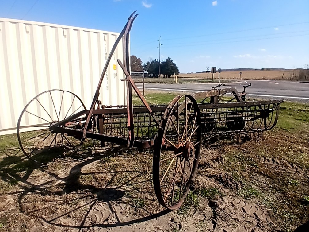 Massey Harris Side Rake on Steel Wheels