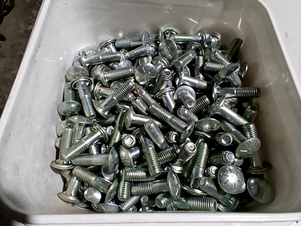 1 1/2" x 1/2" Carriage Bolts