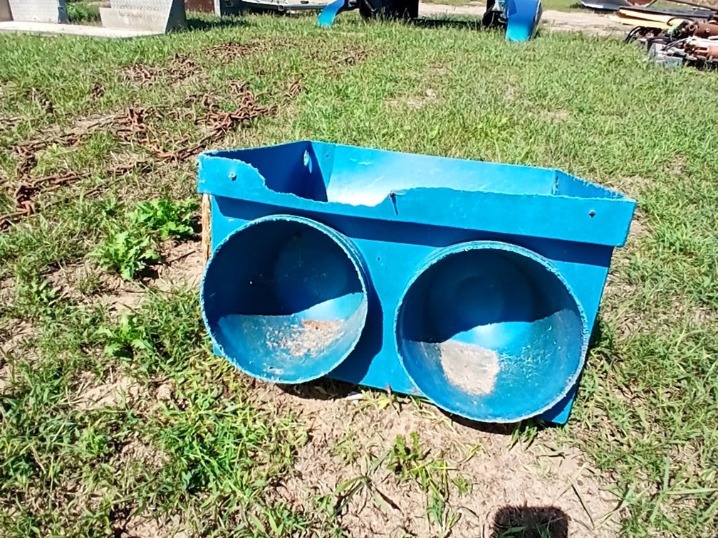 Blue Feeder