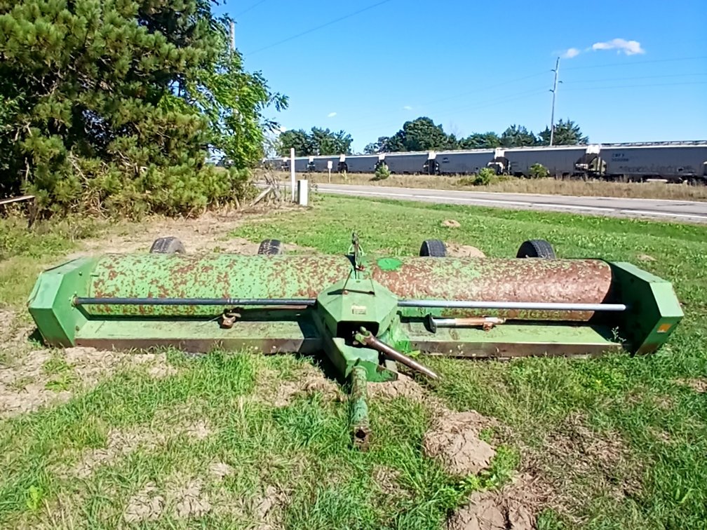 John Deere 27 Stalk Chopper