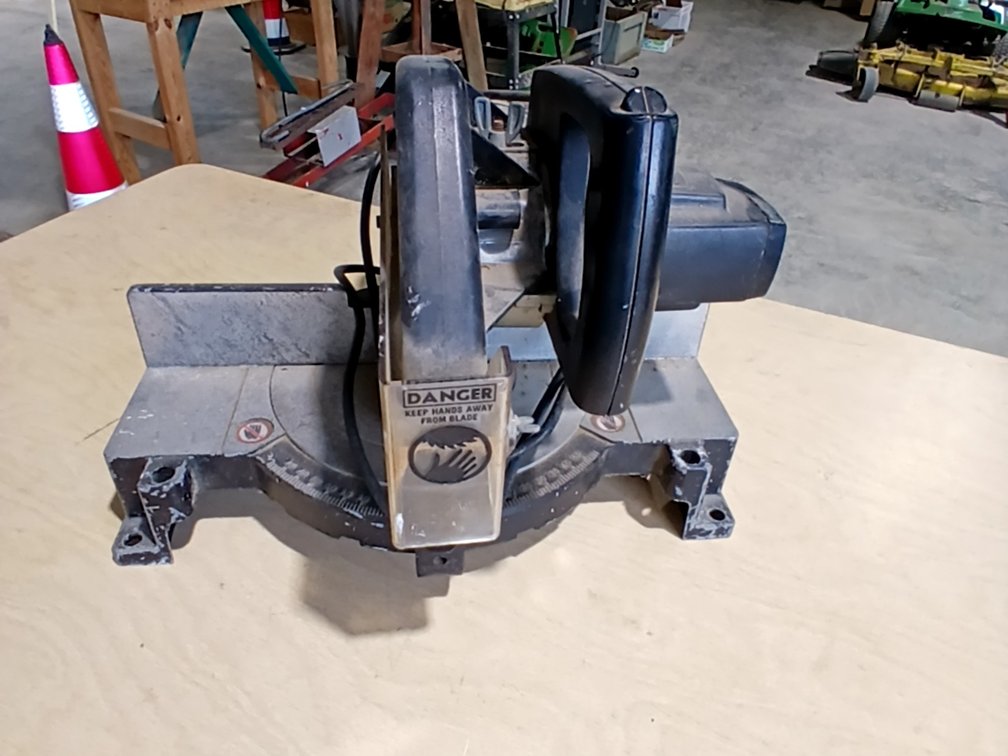Black & Decker Miter Saw
