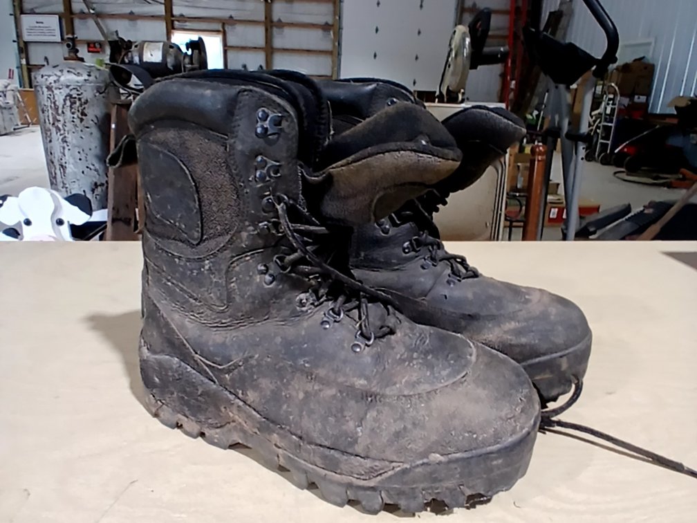 La Crosse Men's Size 12 Winter Boots