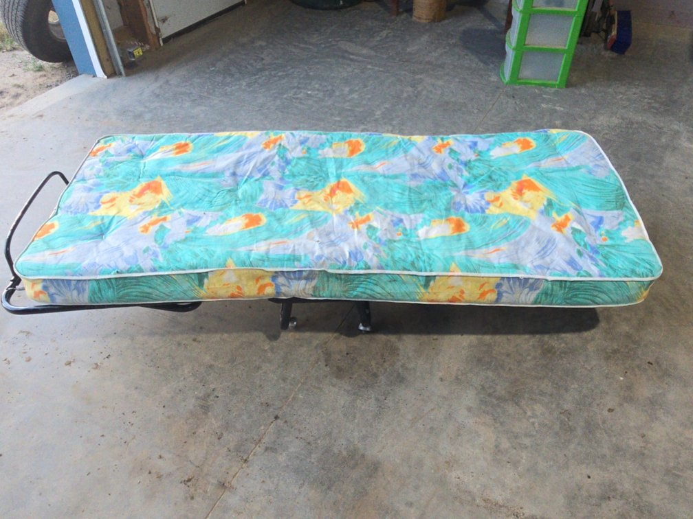6' Folding Rolling Bed
