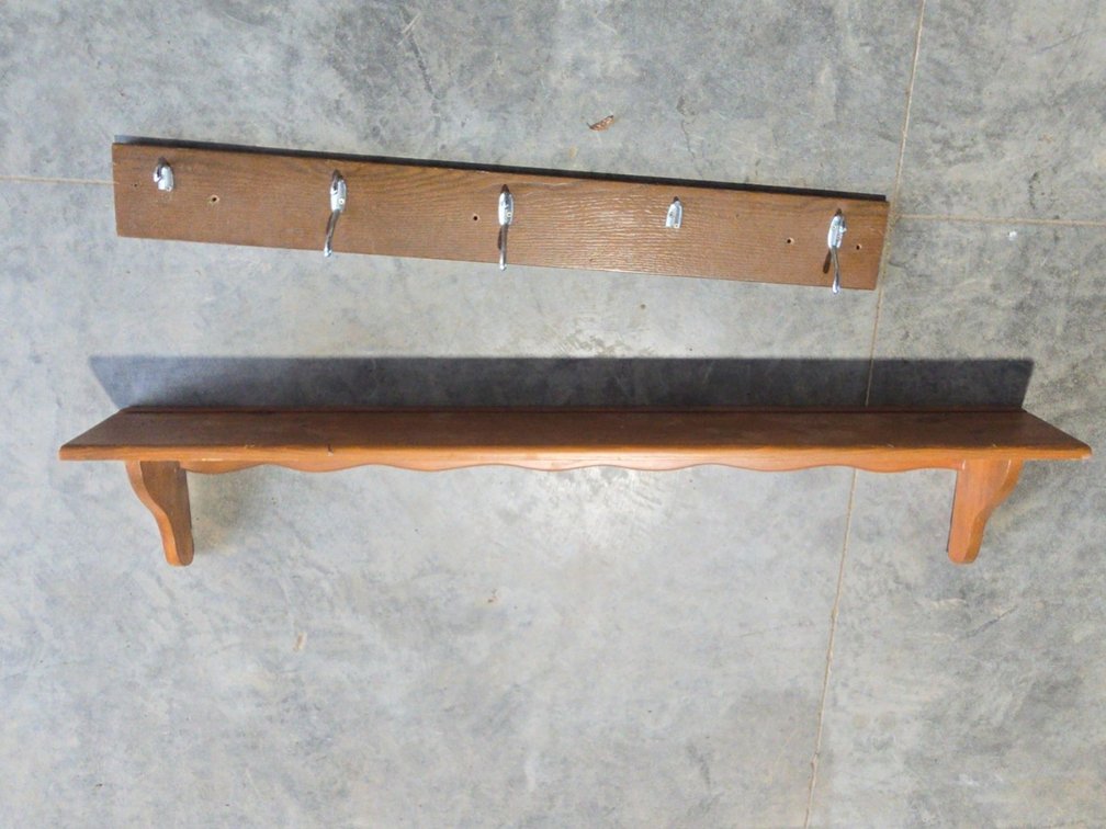 4' and 3' Wooden Shelf