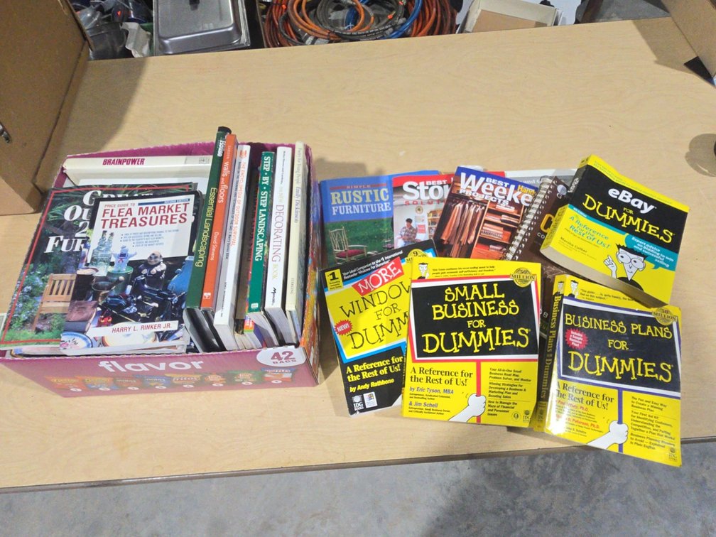 Box of Books (Gardening, Dummies, ect)