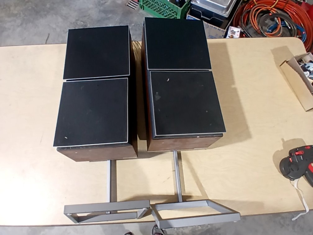 Set of Speakers