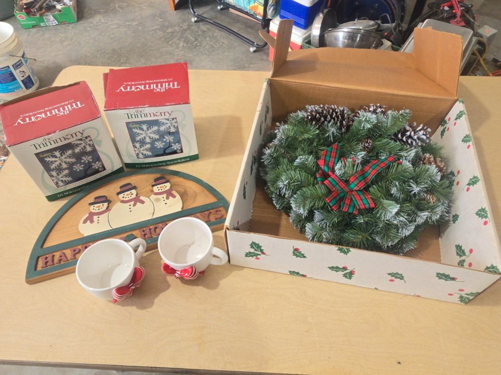 Misc Christmas Decor(Wreath, Mugs, Snowflakes)