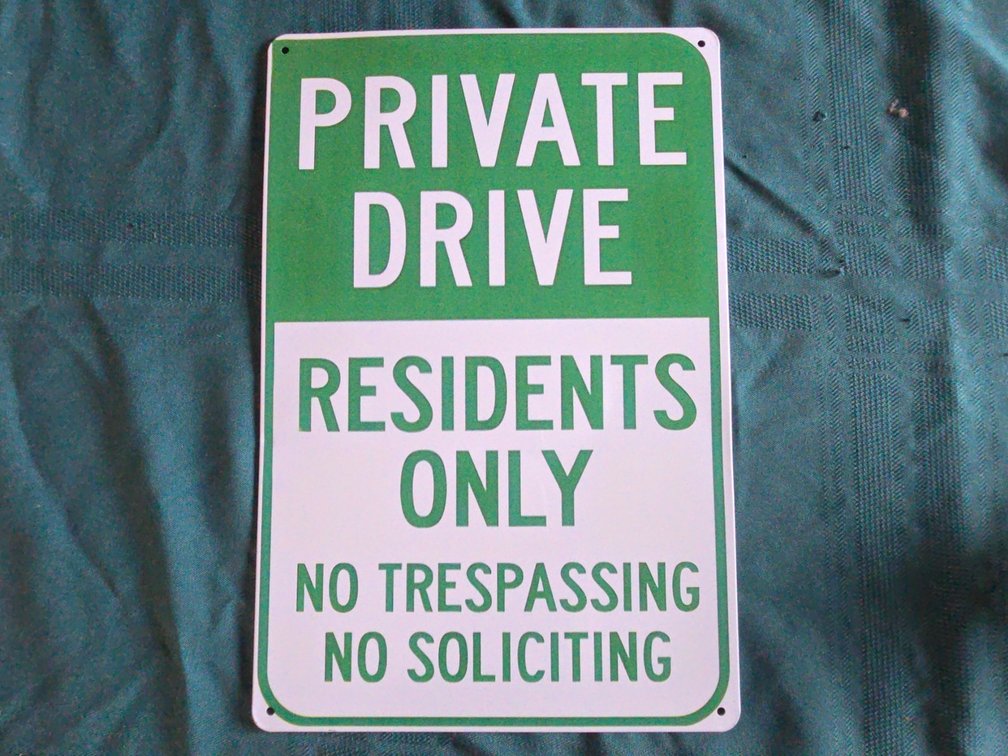 Private Drive Metal Sign