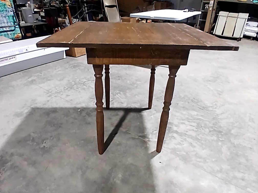 Small Table 34" or 23" x 30" x 30"