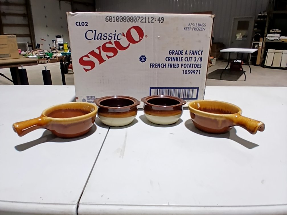 16 Soup Crocks
