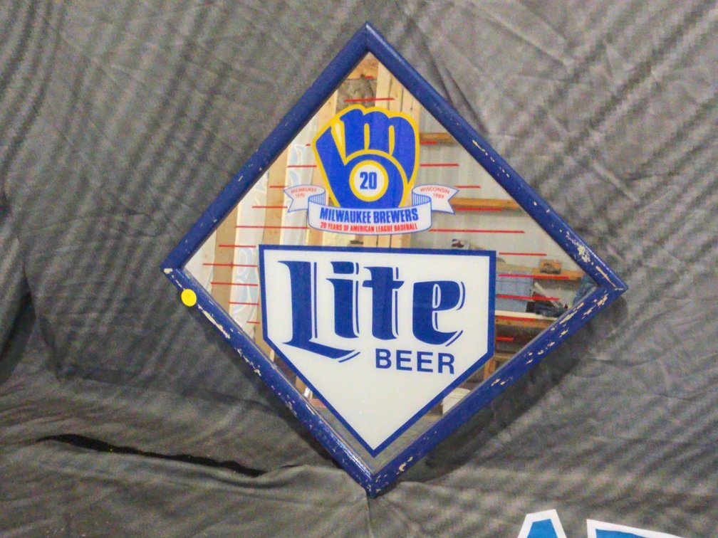 Lite Brewer 1989 Sign