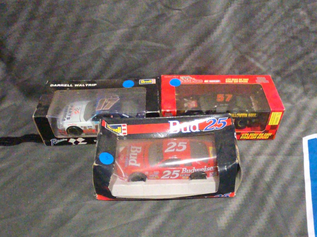 3 Cars Bud, Waltrip, and Slim Jim