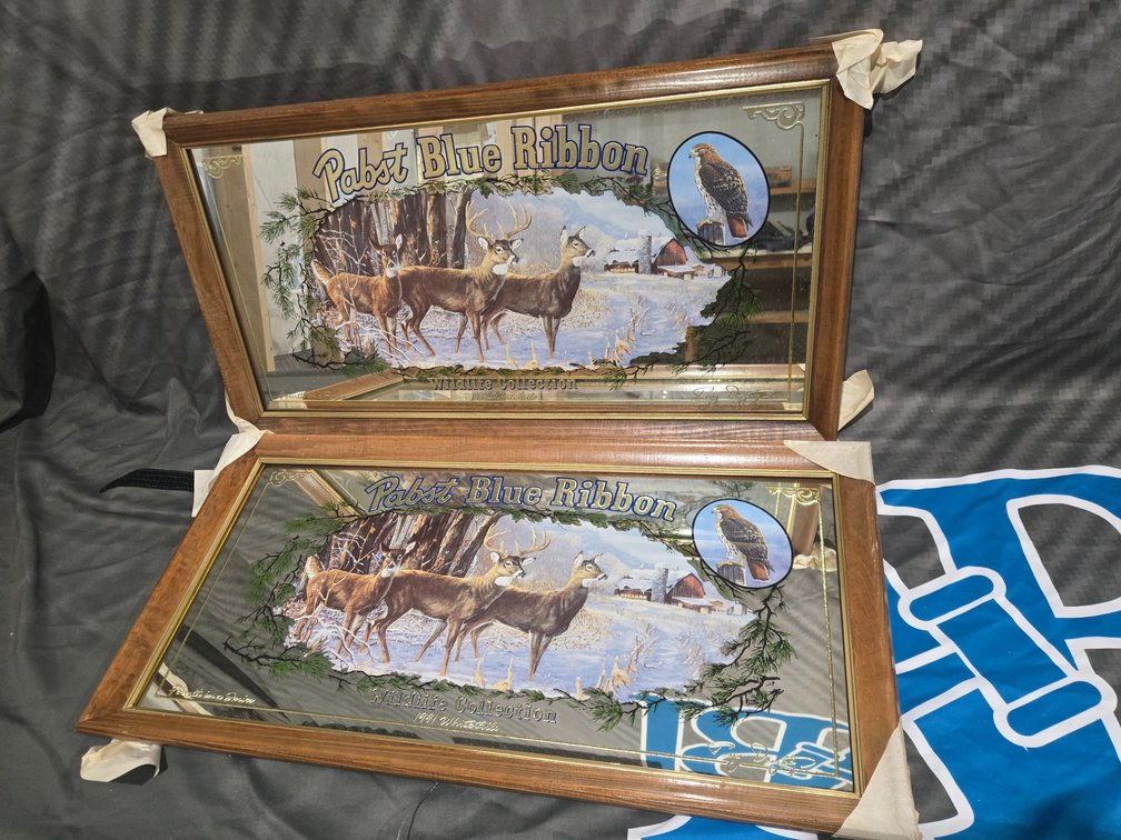 2 Pabst 1991 Whitetail Mirror