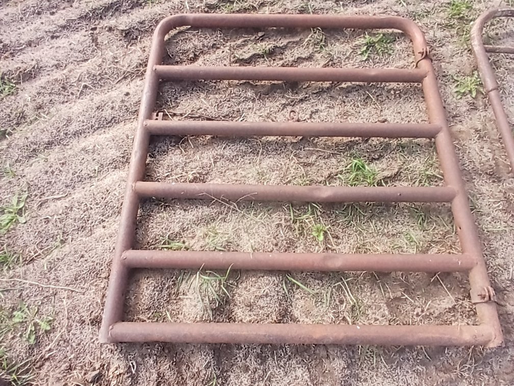 Metal Gate 44" x 48"