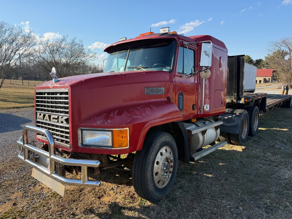1996 Mack CH613 Road Tractor