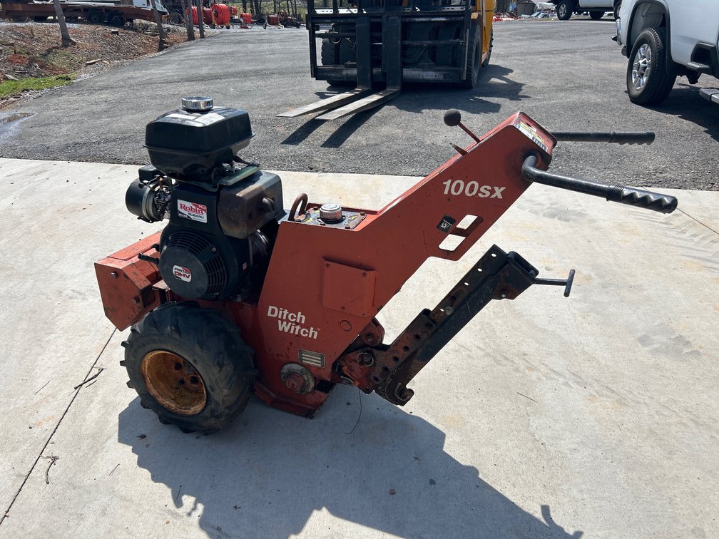 Ditch Witch 100sx Trencher