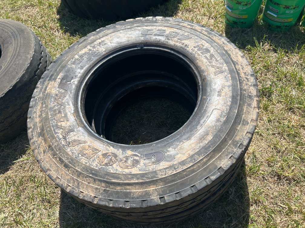 Good Year 12R22.5 G287 MSA Tires