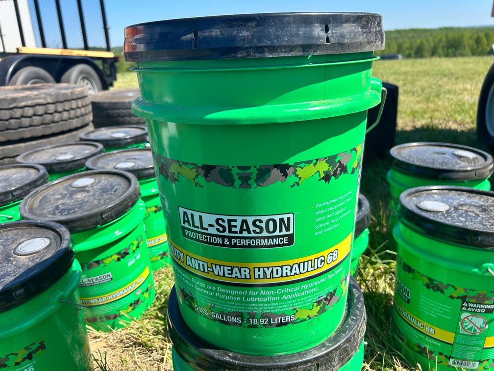 ALL-SEASON UTILITY ANTI-WEAR HYDRAULIC 68 FLUID